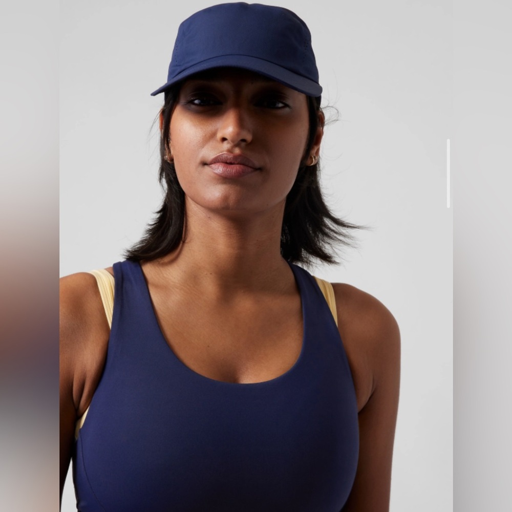 Athleta Ultra Light Run Cap - NWT